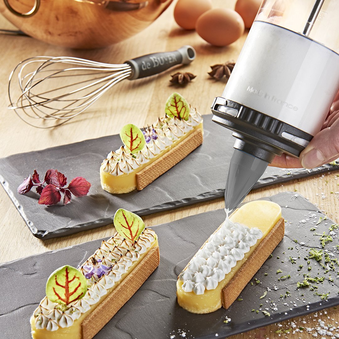 de Buyer Le Tube Pastry Press with Cookie Discs